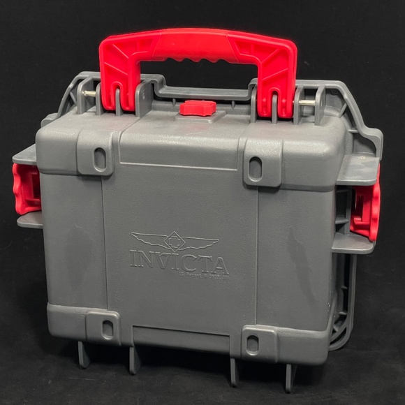 Invicta Trinite Limited Edition His and Hers Watches with Dive Case Like New - Picture 10 of 10